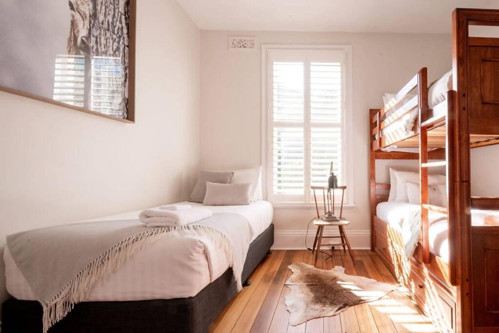 Historic Beauty In The Cbd! Parking And Wifi Apartment Launceston Luaran gambar